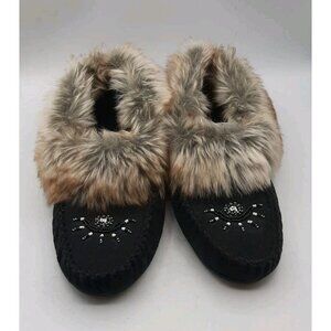 Canadiana Womens Black Comfort Slippers Suede Faux Fur and Beaded Toe Size 10